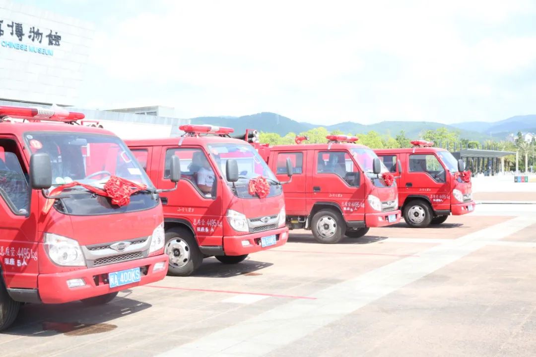 鎮(zhèn)街有了“專業(yè)移動消防站” 18輛小型消防車投用