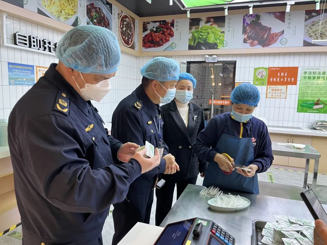 多部門聯(lián)合行動護(hù)航校園食品安全